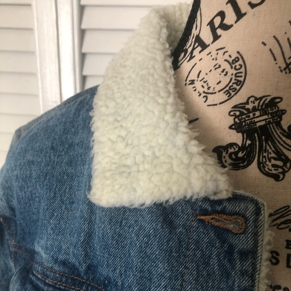 🆕 Jean jacket - Picture 3 of 6